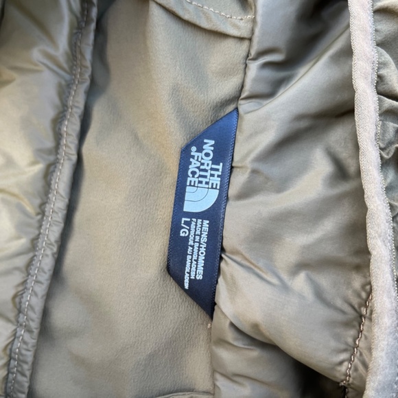 Men’s North Face Down Jacket - Excellent Used Condition -Olive Green Siz… - Picture 4 of 12